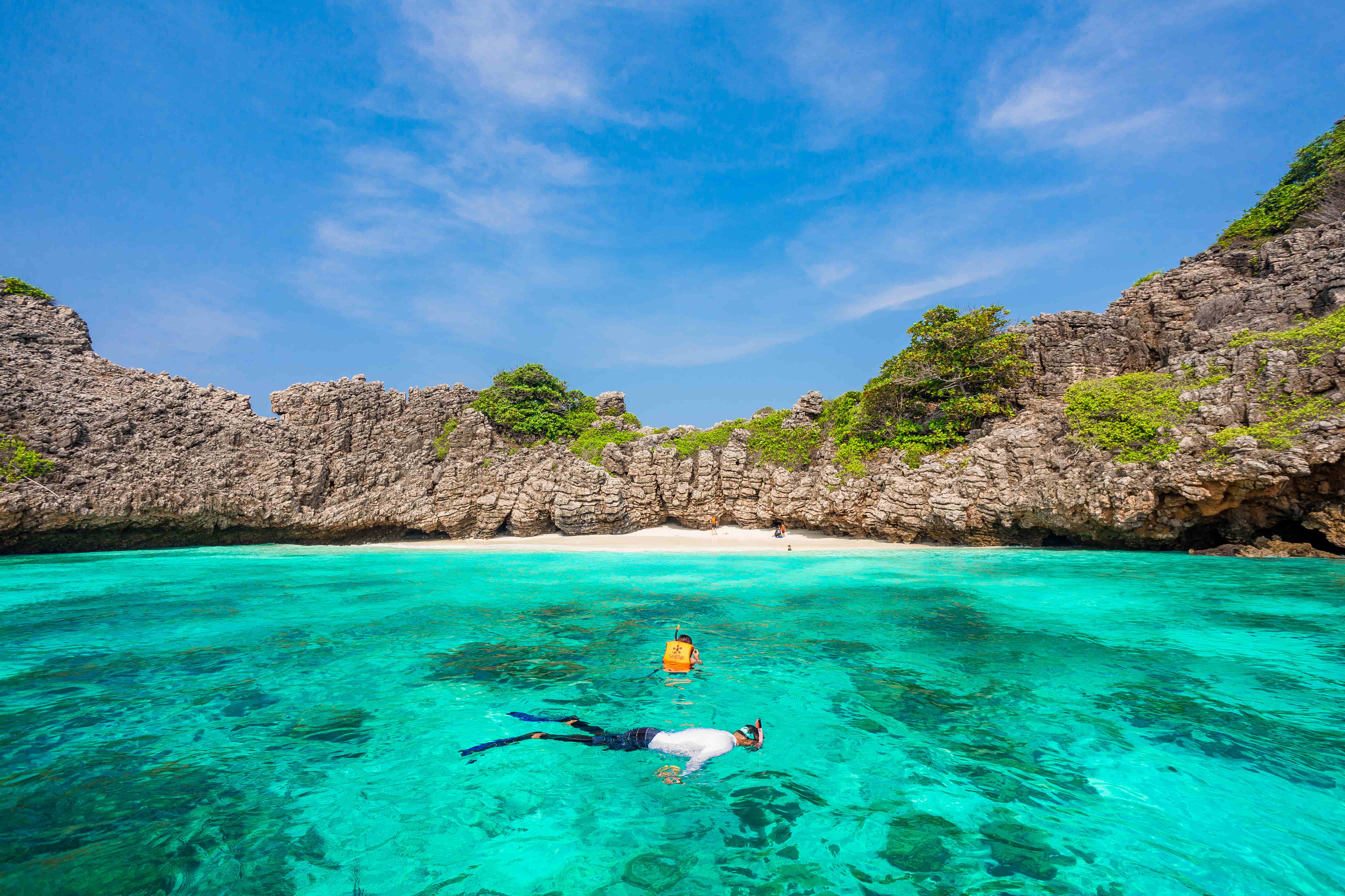 Phuket Rock Island and Koh Haa Day Tour Image