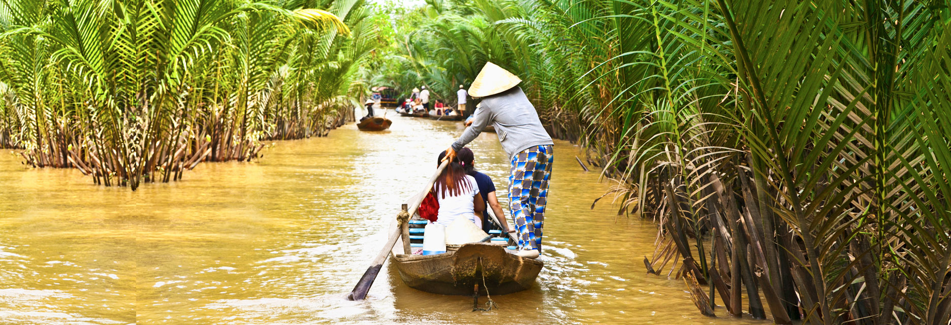 Day Tour From Ho Chi Minh: Mekong Delta, Vinh Trang Temple