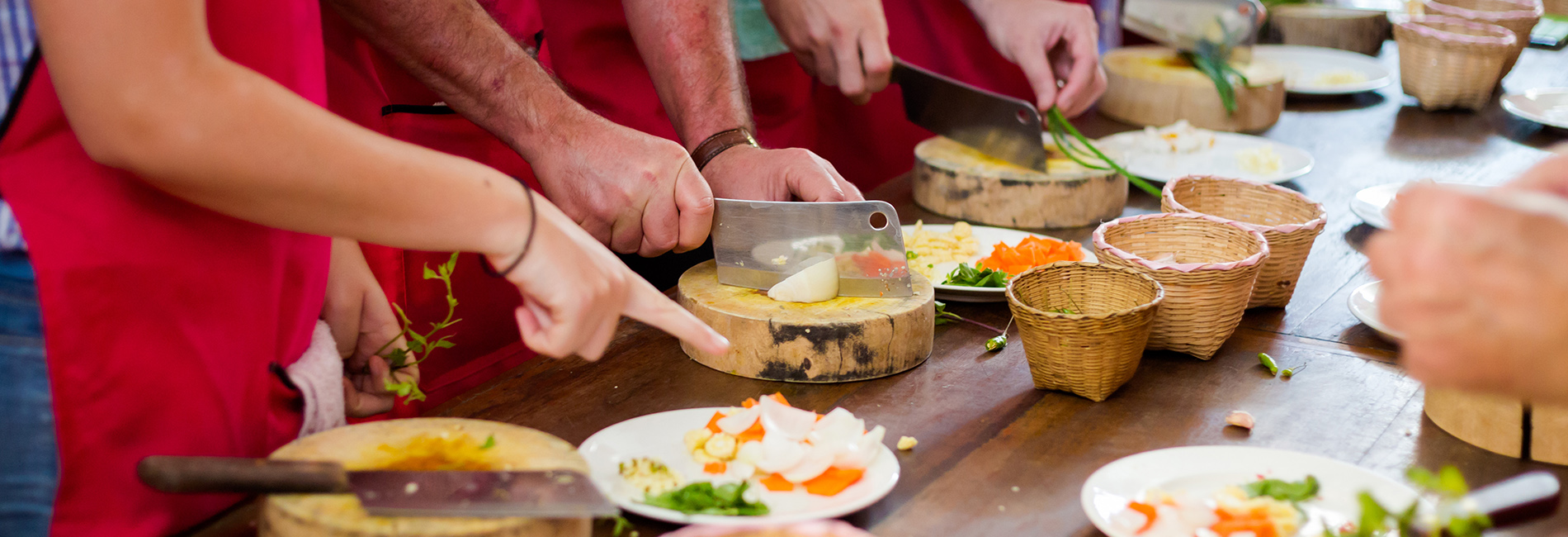 Ho Chi Minh Vietnamese Cooking Class & Ben Thanh Market